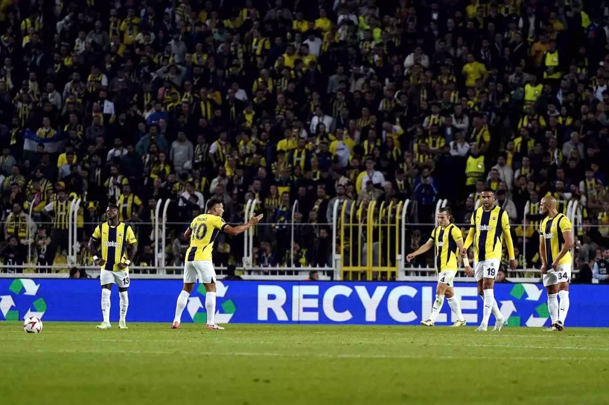 Fenerbahçe-Manchester United: İlk Yarı Sonucu